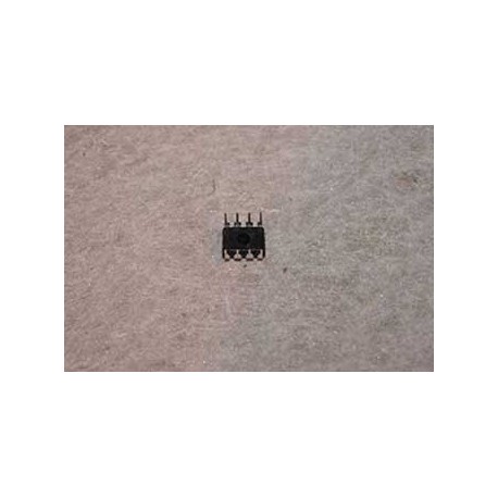 EEPROM HOT2003 POUR PLATINE ELECTRONIQUE CUISINIERE SCHOLTES